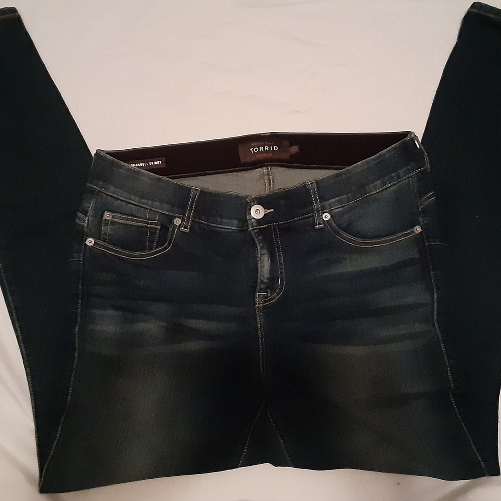 Torrid Premium 14 Tall Bombshell Skinny